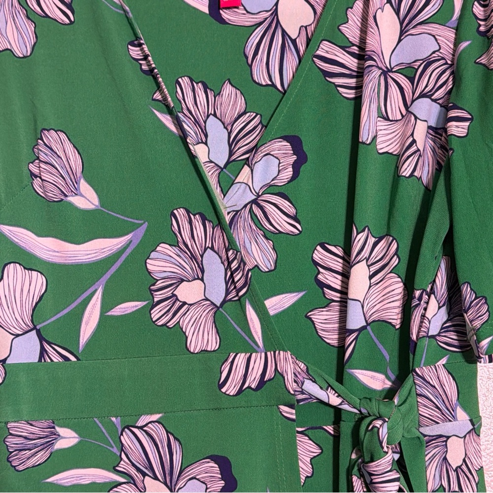 Vince Camuto floral cross dress, green and white, 3/4 sleeve, size 14 - Picture 4 of 8